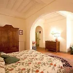 Piccolo Bed & Breakfast 4*