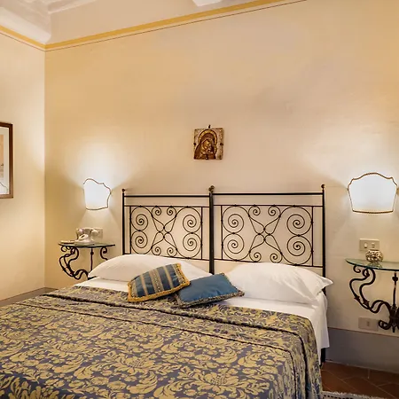 Piccolo Bed & Breakfast 4*