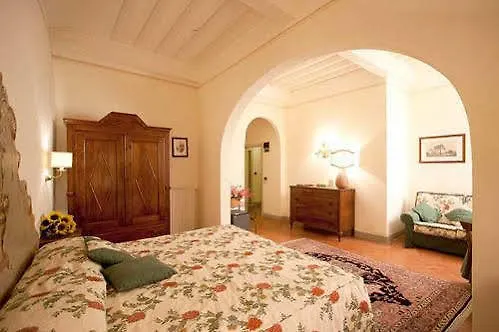 Piccolo Bed & Breakfast 4*