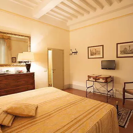 Piccolo Bed & Breakfast 4*